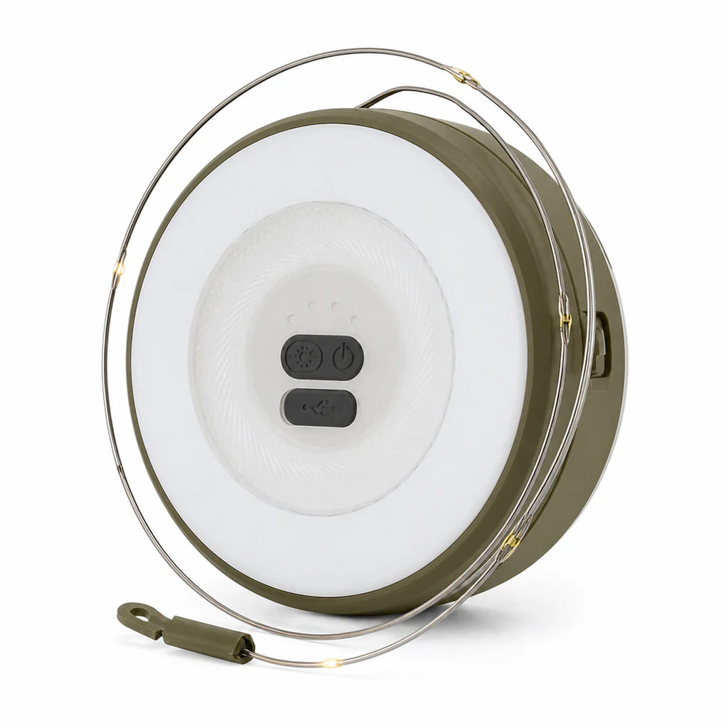 Luminária portátil Campify com cordão de luz sobre fundo branco