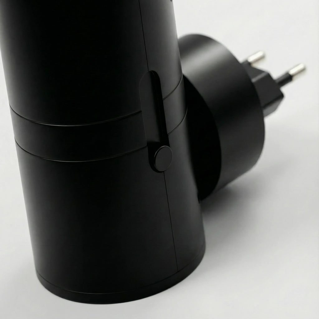 Detalhe do controle de brilho da luminária de tomada CalmLight preta